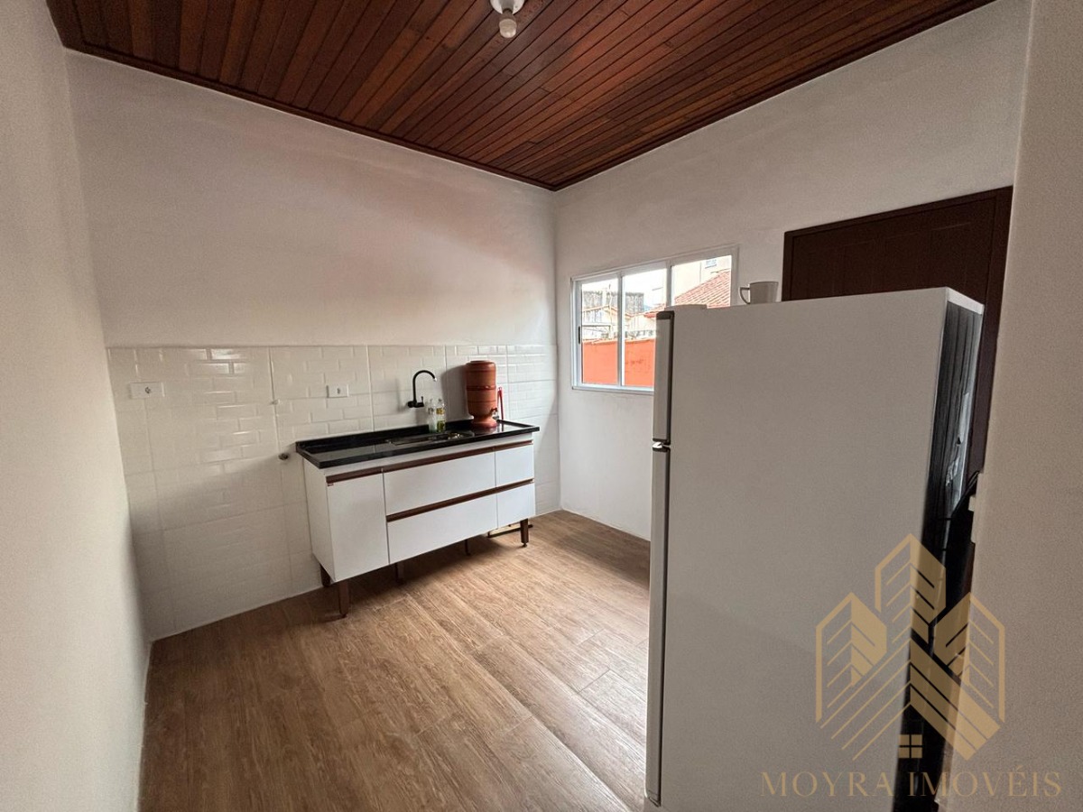Casa para alugar com 2 quartos, 120m² - Foto 3