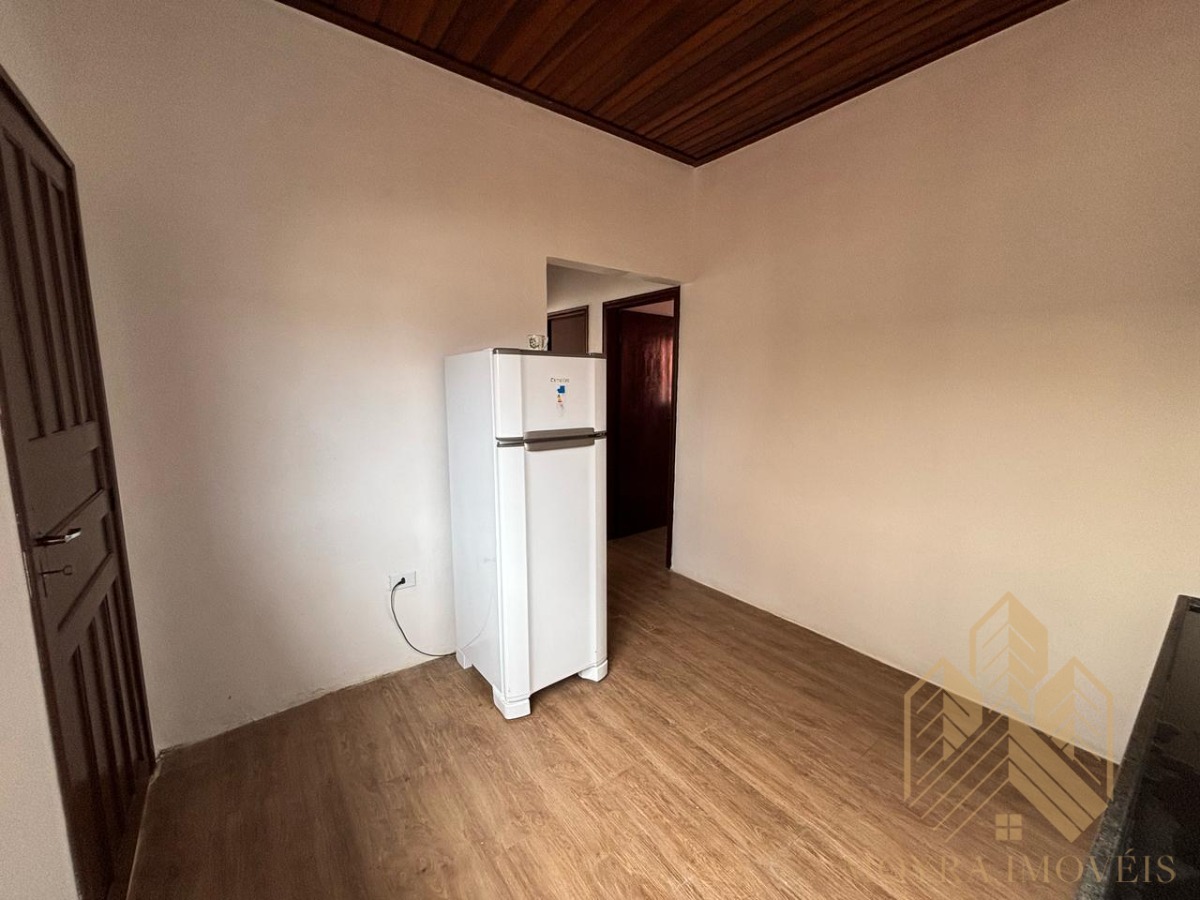 Casa para alugar com 2 quartos, 120m² - Foto 4